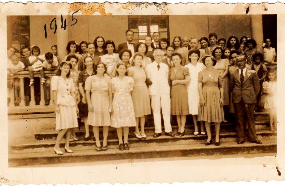 Alberto Manuel Brenes in 1945 with the staff of Jorge Washington School in San Ramón