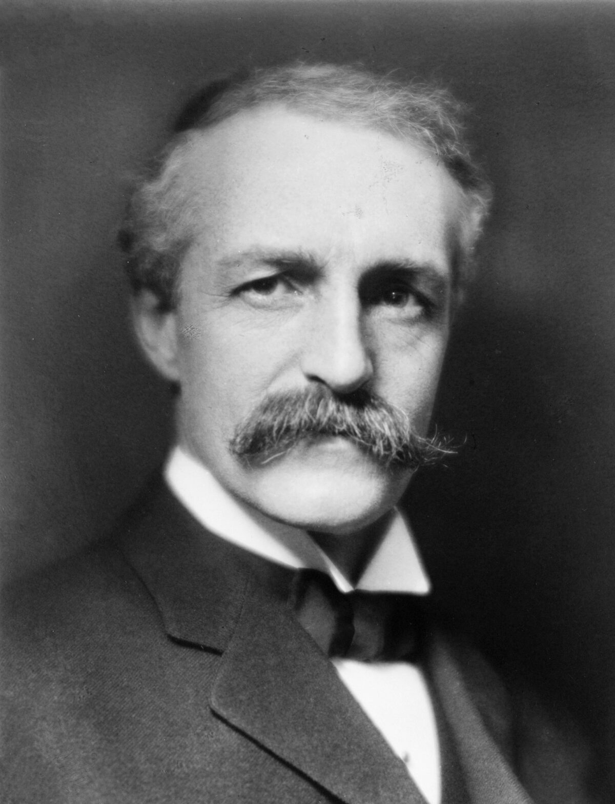 Gifford Pinchot, circa 1909