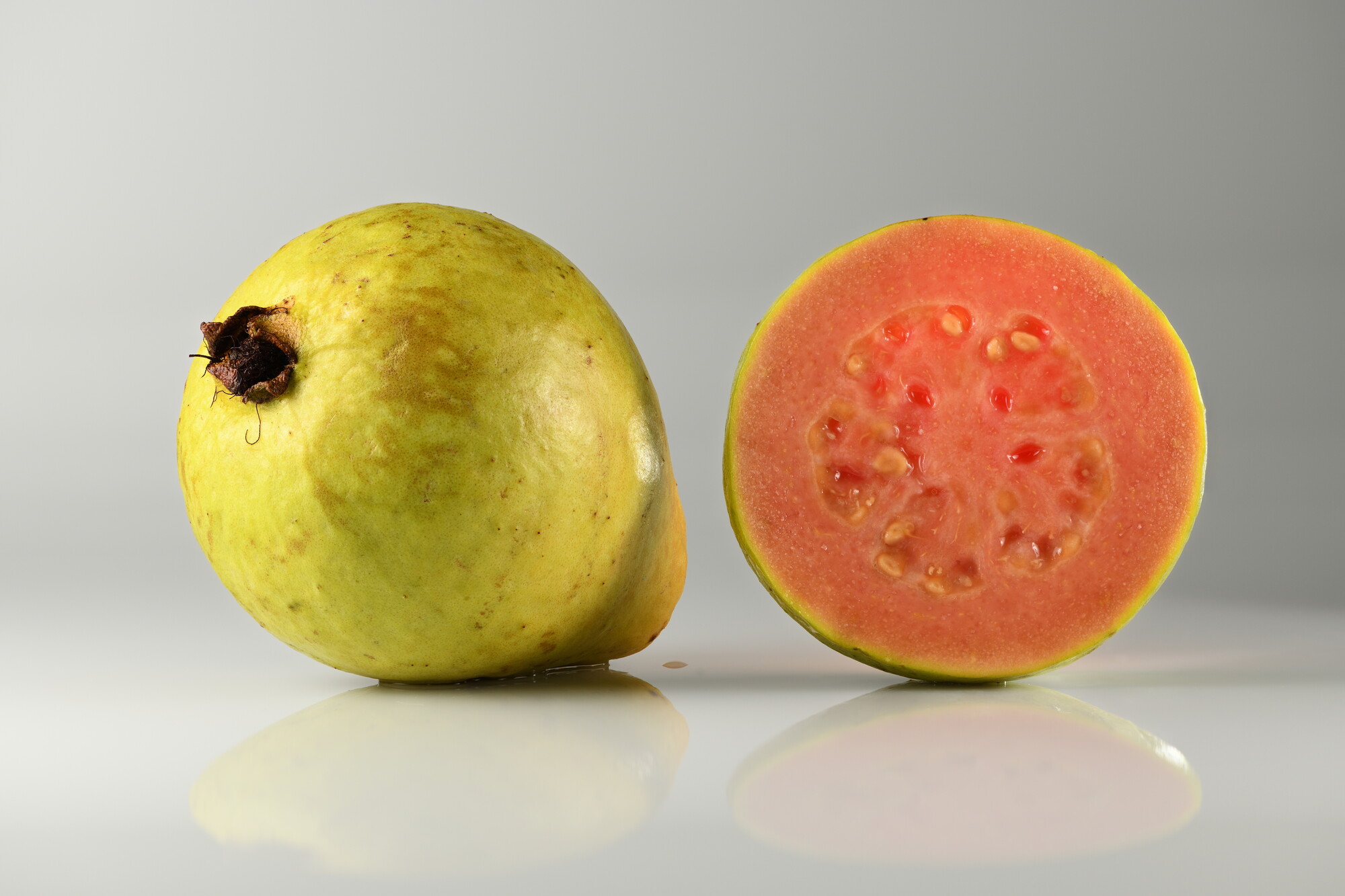 Pink-fleshed guava variety